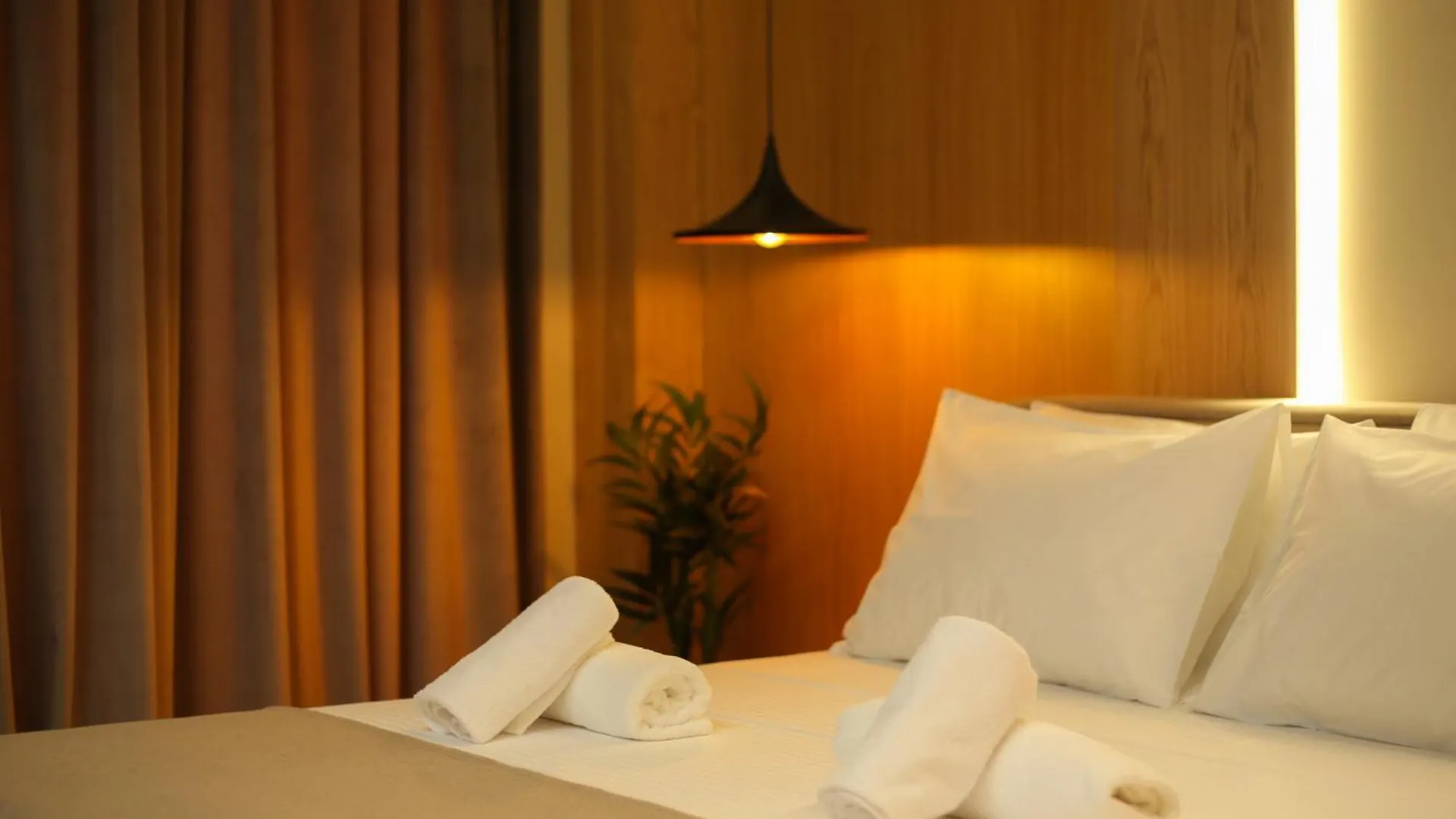 ***  Hotel Brooklyn Vlorë Albanien